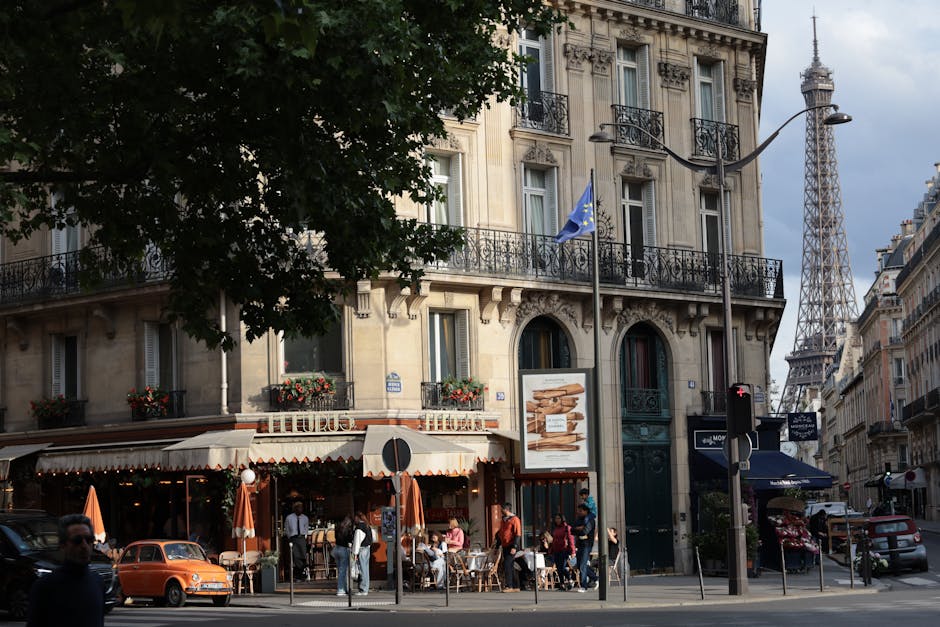 eiffel tower street cafe