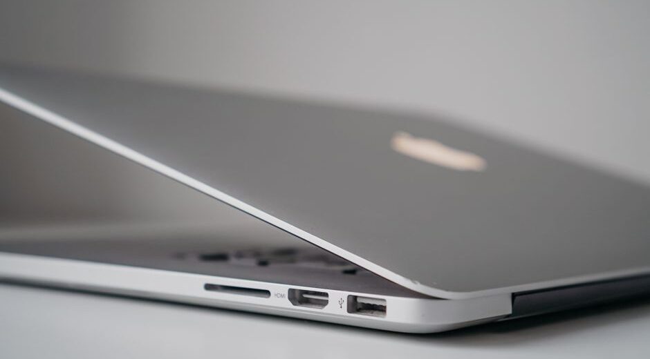 Laptop screen showing power optimization settings with various options for extending battery life